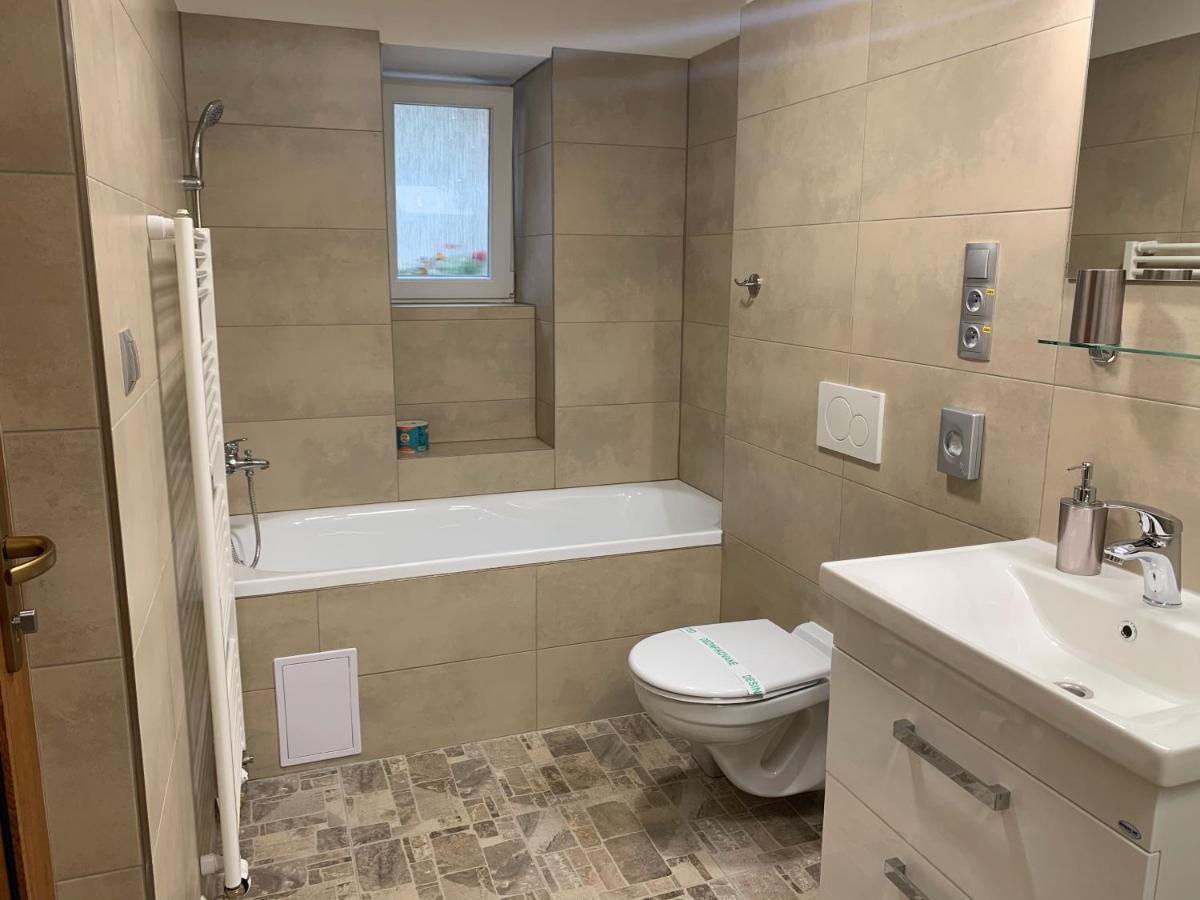 Apartmany Hujer 2 ボイニツェ エクステリア 写真