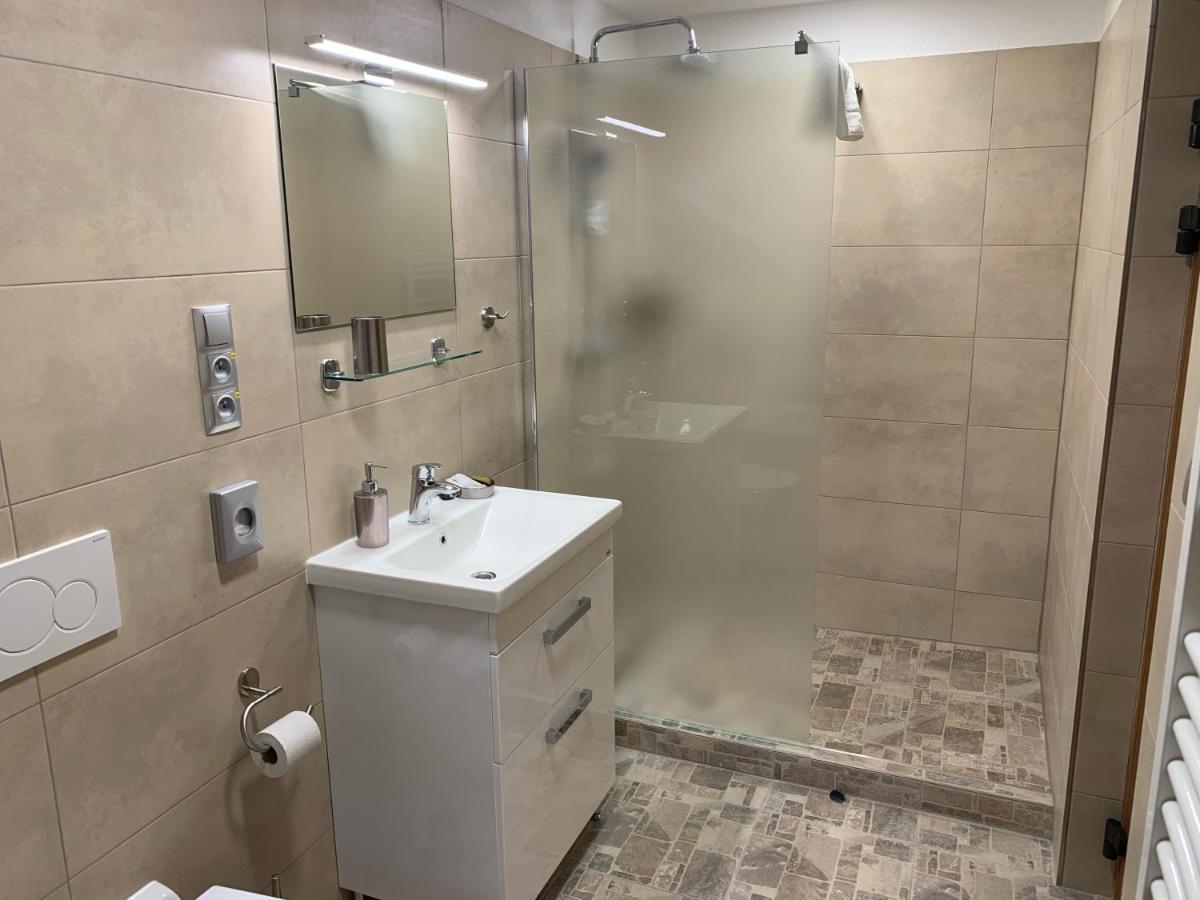 Apartmany Hujer 2 ボイニツェ エクステリア 写真