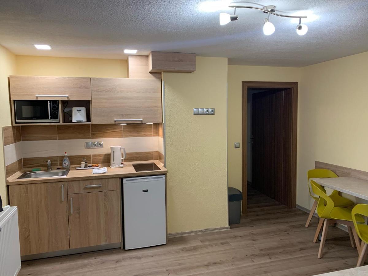 Apartmany Hujer 2 ボイニツェ エクステリア 写真