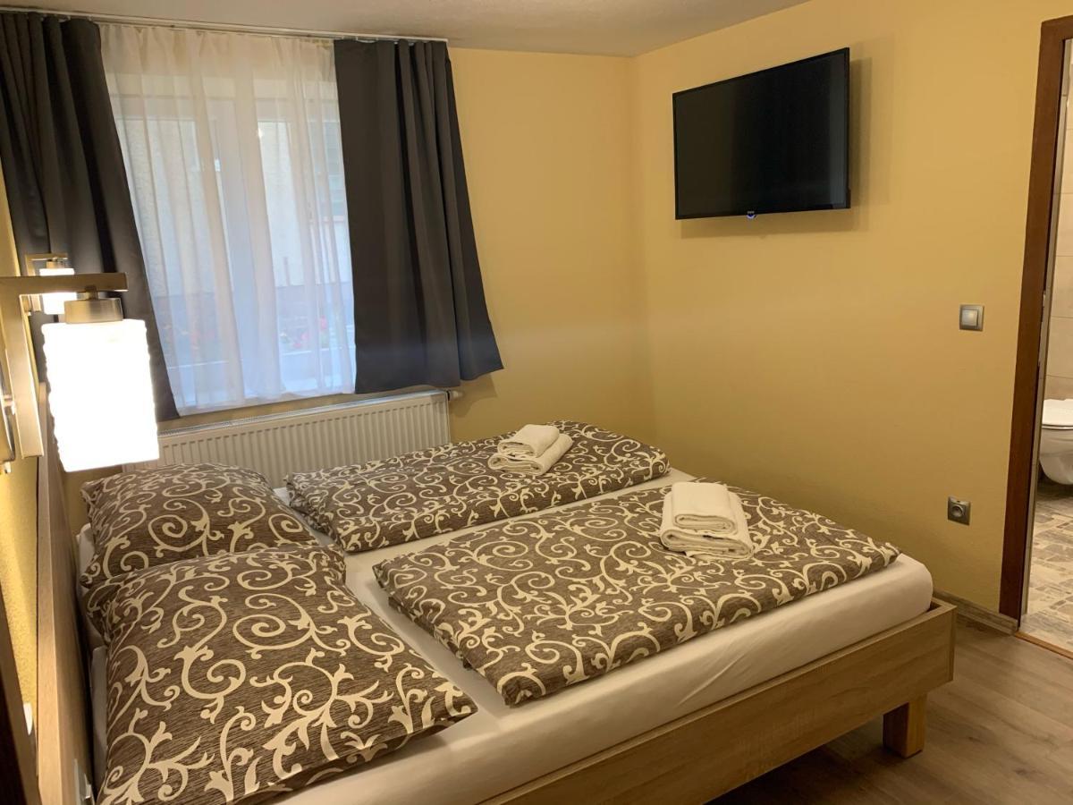 Apartmany Hujer 2 ボイニツェ エクステリア 写真