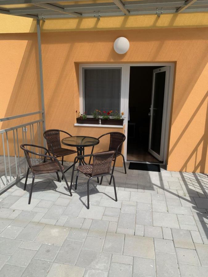Apartmany Hujer 2 ボイニツェ エクステリア 写真