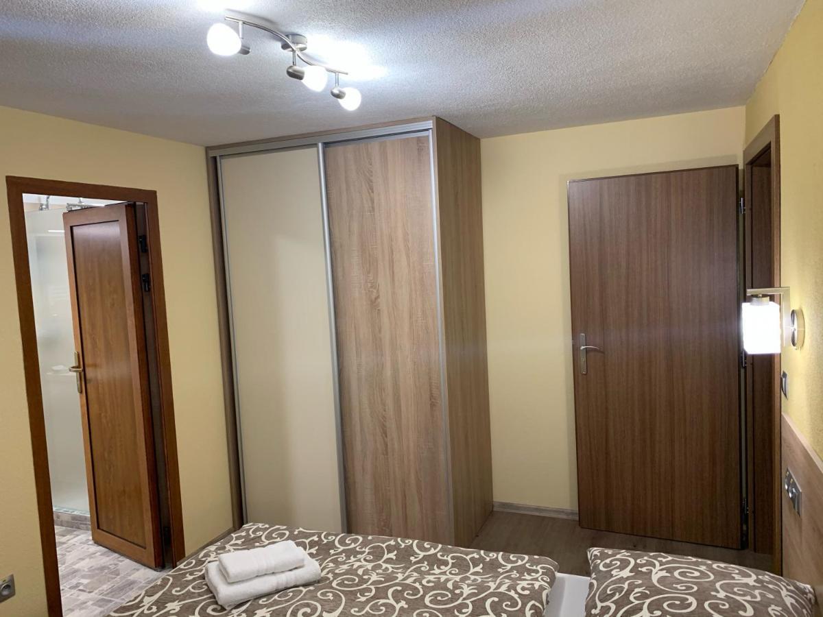 Apartmany Hujer 2 ボイニツェ エクステリア 写真