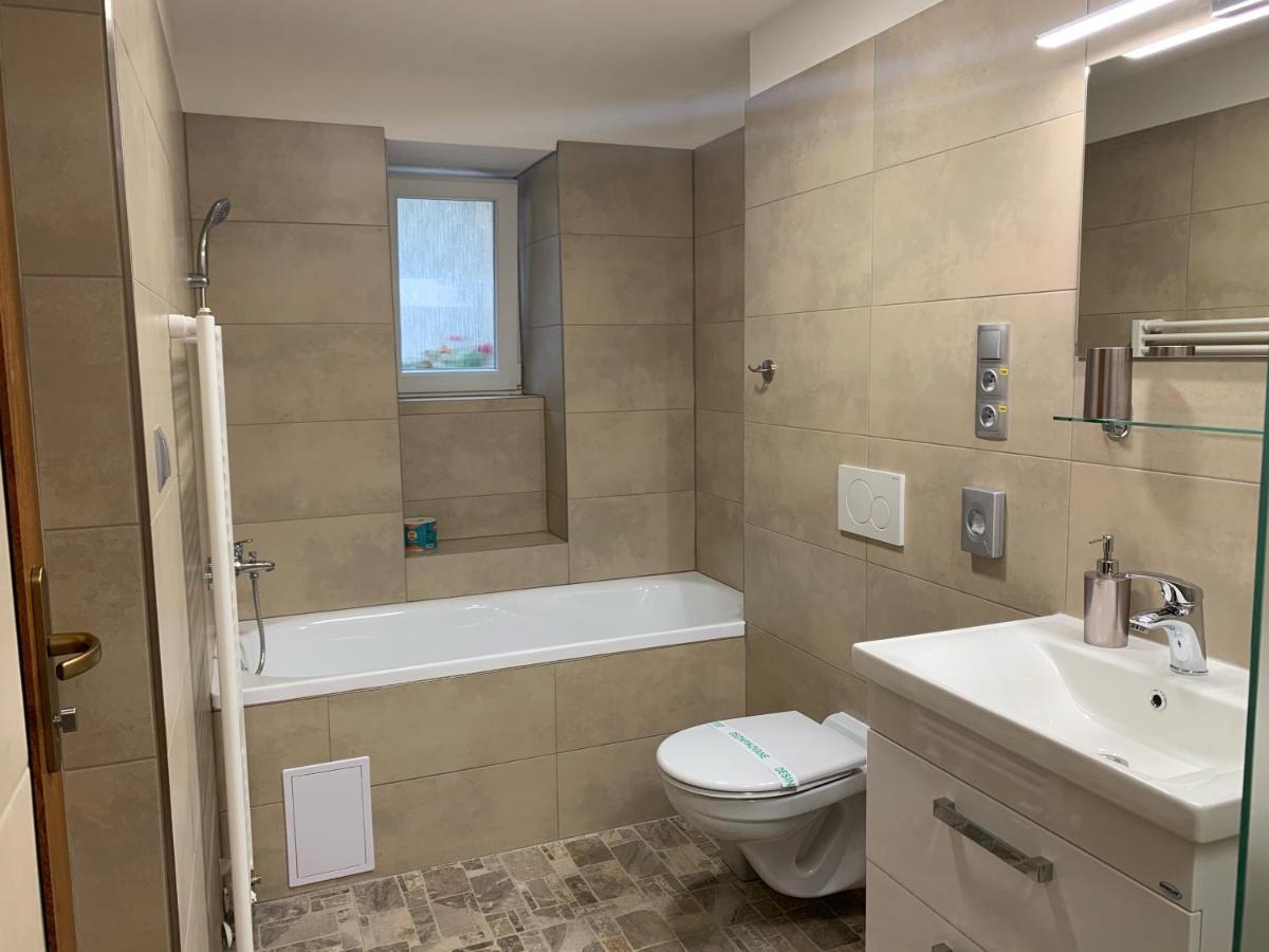 Apartmany Hujer 2 ボイニツェ エクステリア 写真