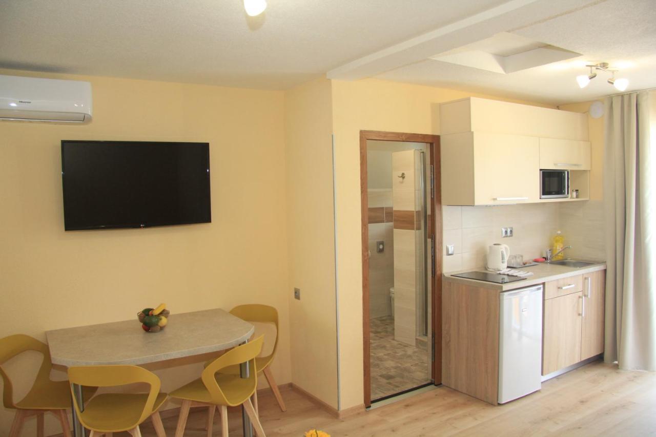Apartmany Hujer 2 ボイニツェ エクステリア 写真