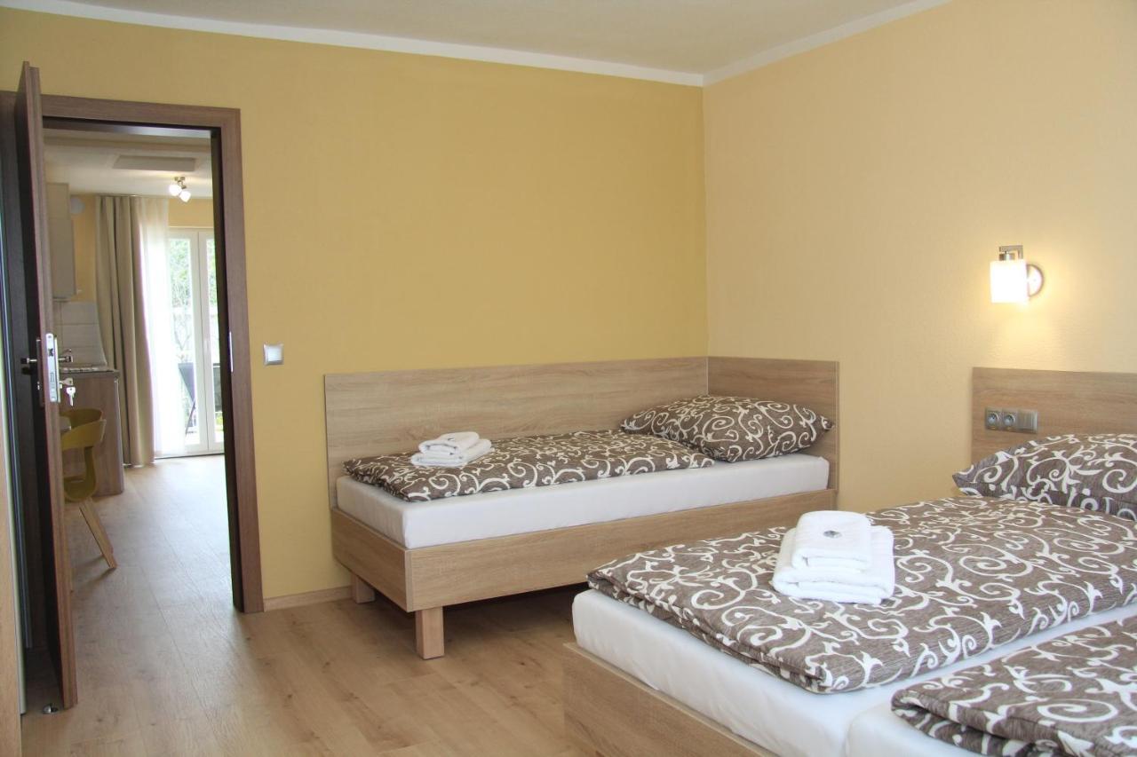 Apartmany Hujer 2 ボイニツェ エクステリア 写真