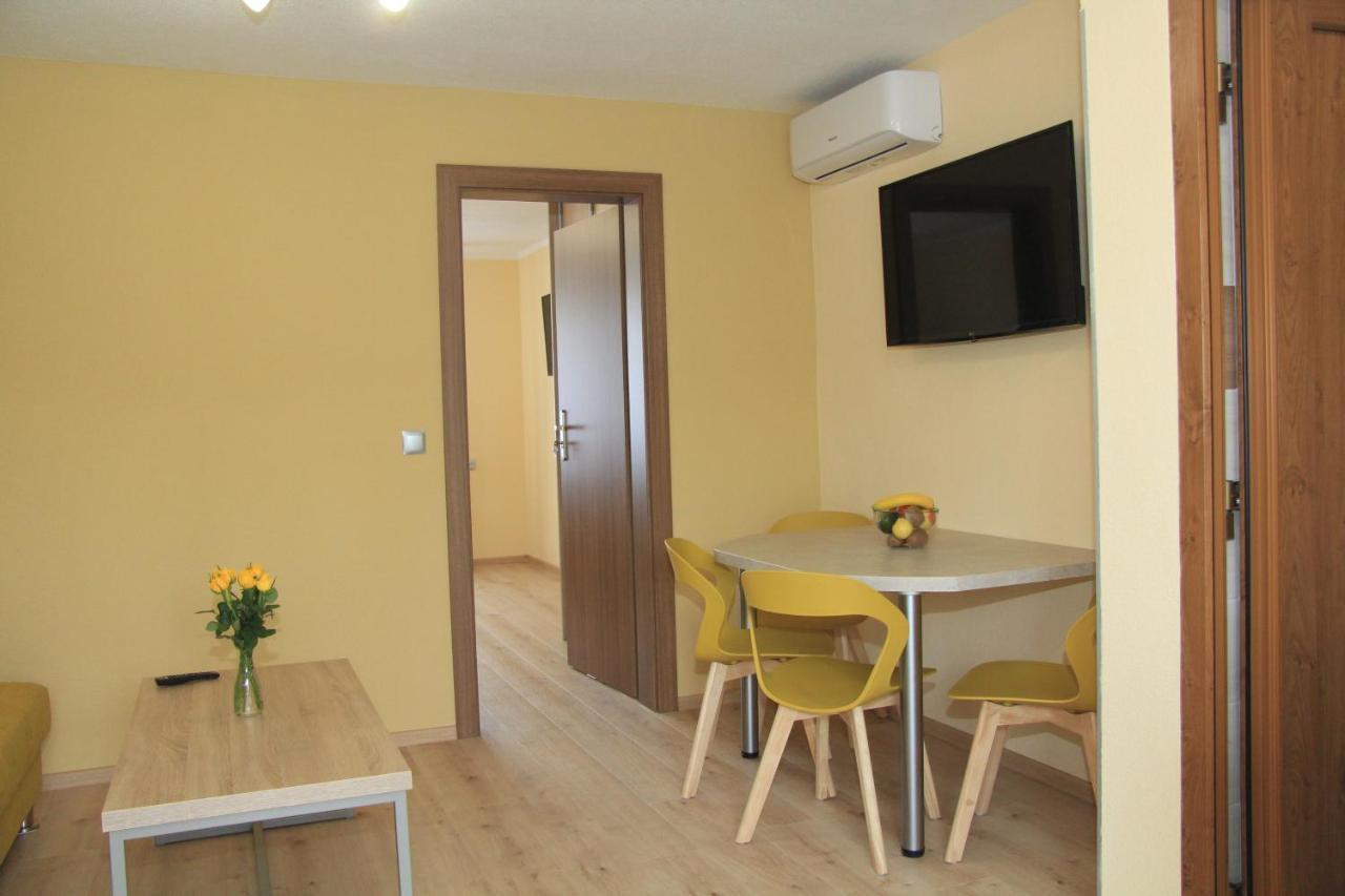 Apartmany Hujer 2 ボイニツェ エクステリア 写真